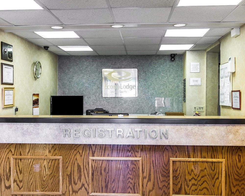Econo Lodge & Suites Clarksville Luaran gambar