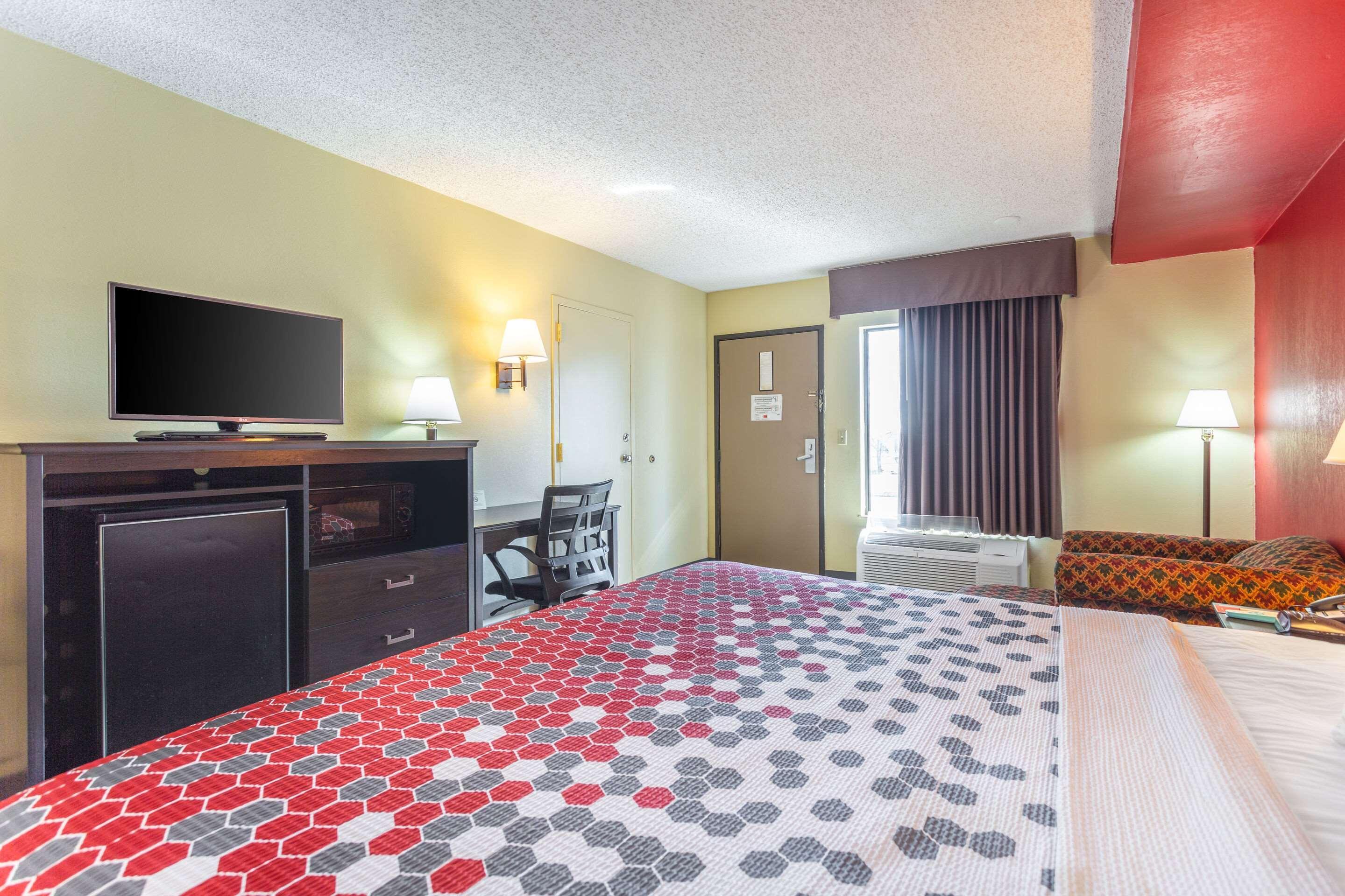 Econo Lodge & Suites Clarksville Luaran gambar