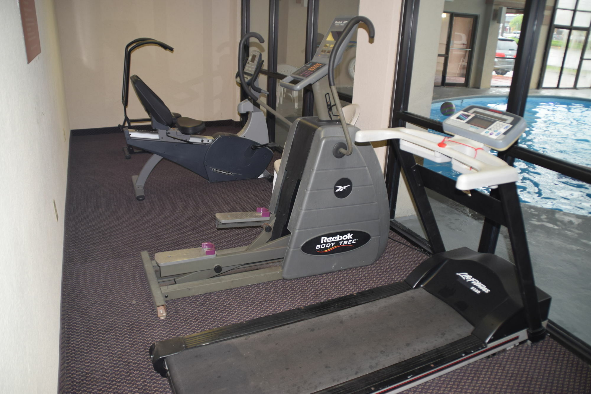 Econo Lodge & Suites Clarksville Luaran gambar